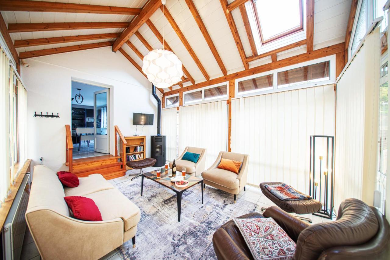 La Coquette ! Maison Au Coeur De La Bresse Avec Veranda Barbecue Garage Baby-Foot Et Barre De Son Экстерьер фото